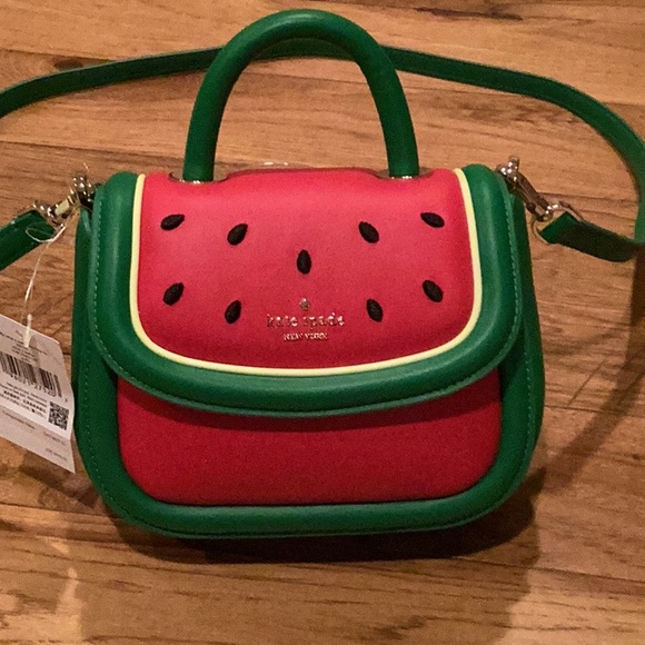 kate spade Handbags - ⭐️⭐️HOST PICK ⭐️⭐️Kate Spade Puffy Melon Mini Bag. NWT